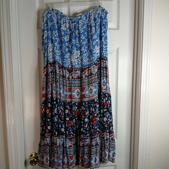 Vintage White Stag Blue and Red Tiered Maxi Skirt Sz Large - Picture 1 of 9
